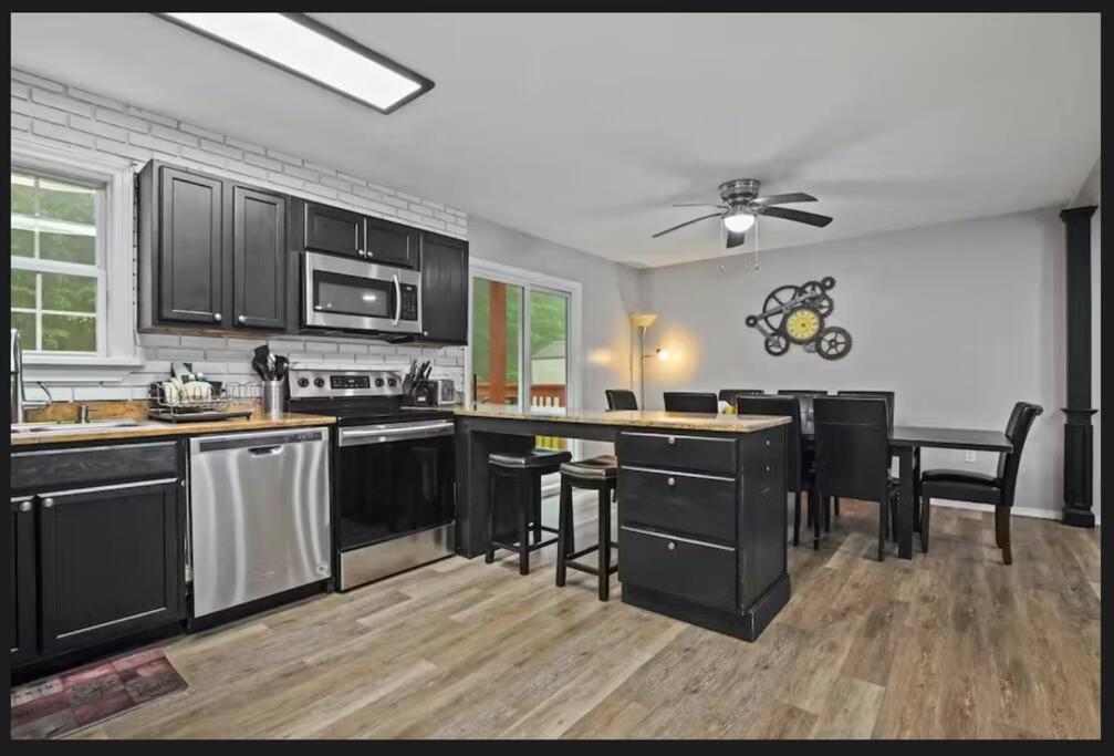 Holiday home Horatio Hideaway Pocono Escape *